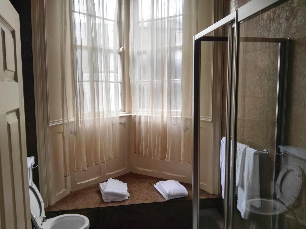 Naas Court Hotel Kültér fotó