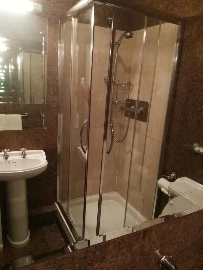 Naas Court Hotel Kültér fotó